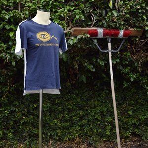 Art T-Shirt 3995557 Never Alone